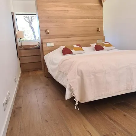 Frühstückspension Cosy Avec Terrasse Arboree, Cassis, Calme, Parking, A 10 Min 3*